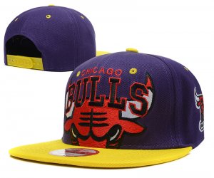 NBA Chicago Bulls Sombrero Purpura Amarillo