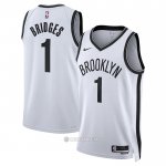 Camiseta Brooklyn Nets Mikal Bridges #1 Association 2022-23 Blanco